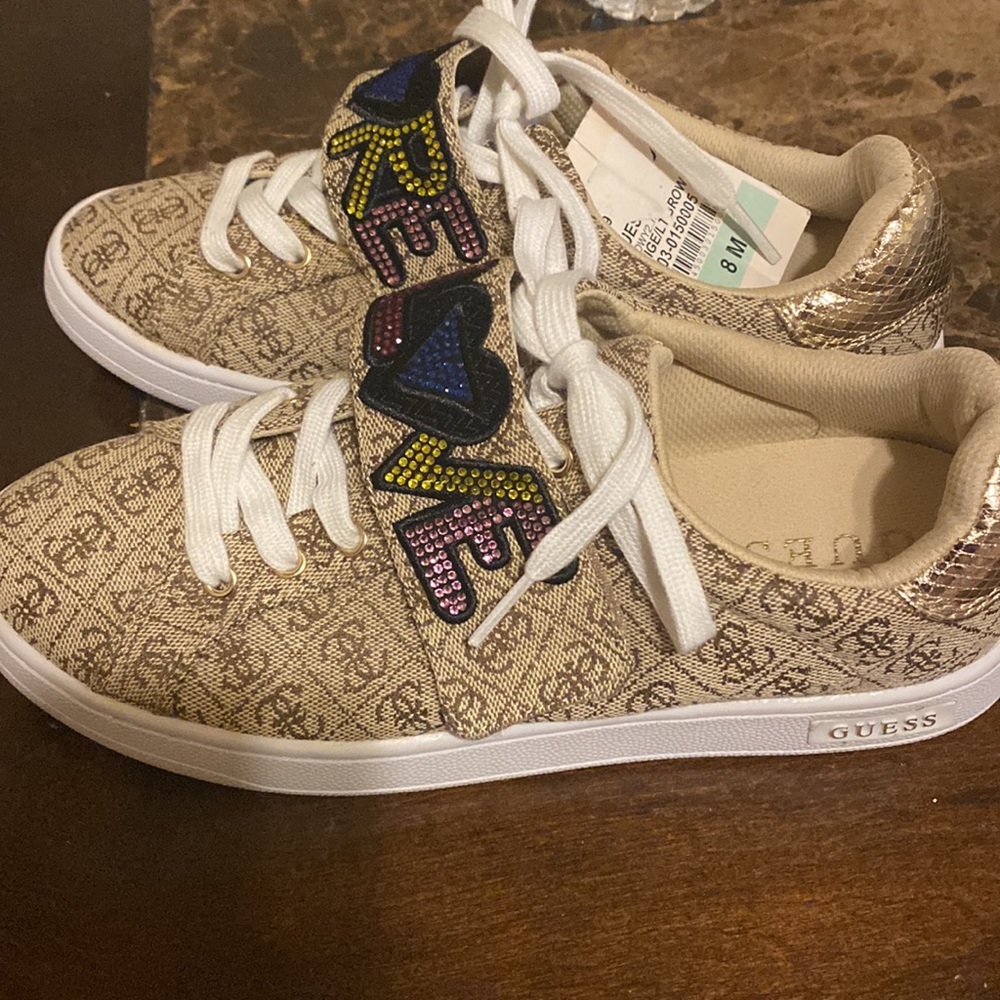 Sneakers - Picture 2 of 4